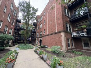 Building Photo - 1649 W Pratt Blvd