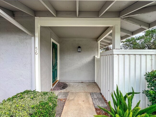 Foto del edificio - Spacious Three Bedroom Condo in South Napa