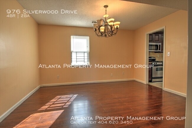 Building Photo - 976 Silverwood Drive