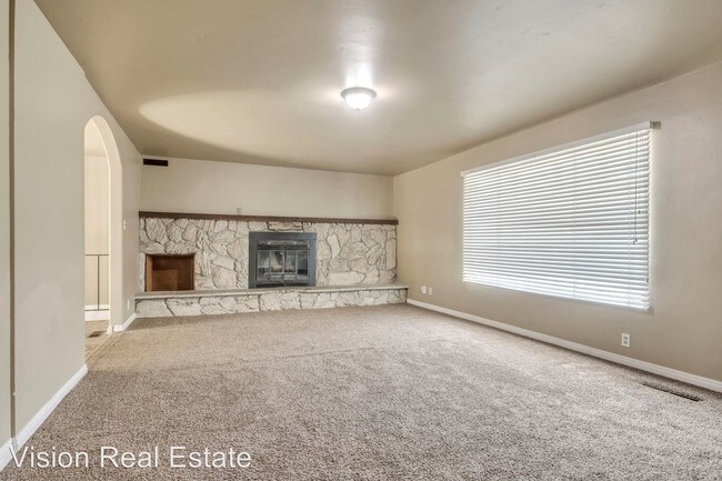 Foto del edificio - 4 br, 2 bath House - 1492 E 520 S