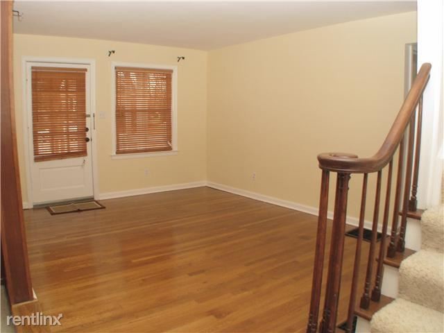 Building Photo - 4 br, 2 bath House - 1678 Hess Blvd