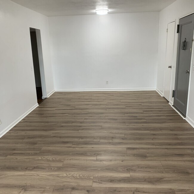 Foto del edificio - 11 Bedford Ave