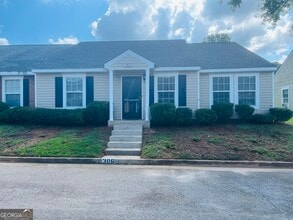 Building Photo - 306 Lenox Cir
