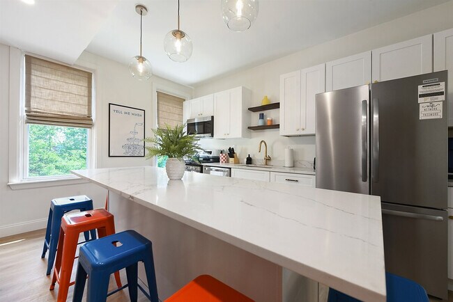 Foto del edificio - 1814 Rhine St