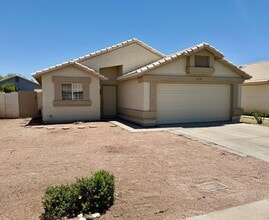 Building Photo - 7707 W Rancho Dr