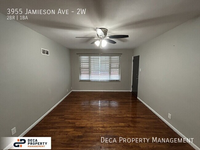 Foto del edificio - 3955 Jamieson Ave