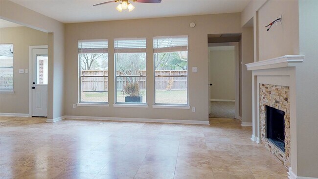 Foto del edificio - 20802 Newbury Park Dr