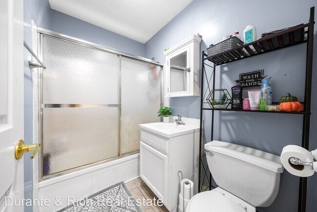 Foto del edificio - 169 E Palatine Rd