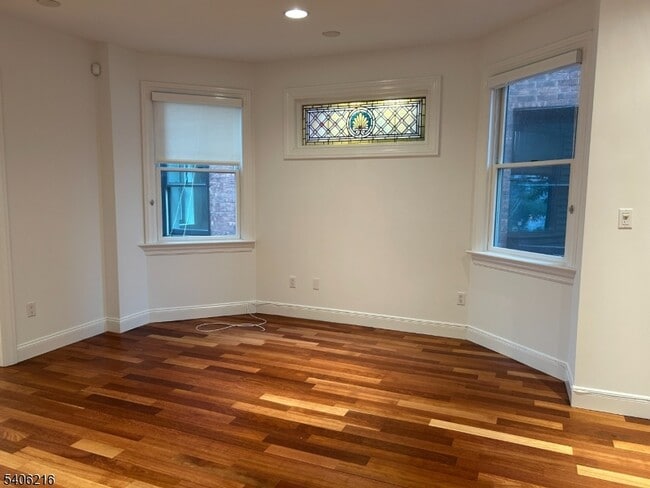 Foto del edificio - 94 Walnut St