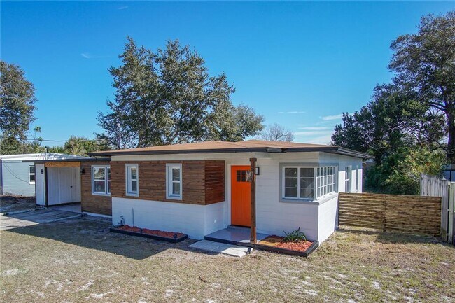 Building Photo - 517 San Juan Blvd