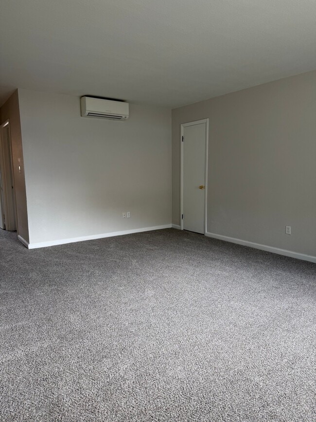 Photo - 2412 Azalea Garden Rd Apartment