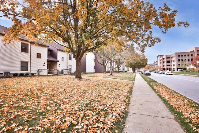 Foto del edificio - 108 High Rock Ave