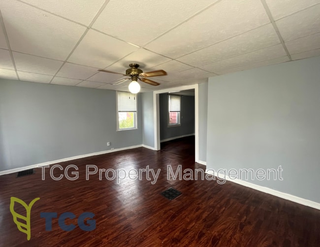 Building Photo - 1305 W Jefferson St