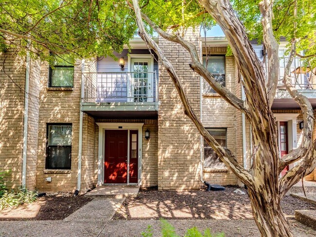 Foto del edificio - 810 Banister Ln