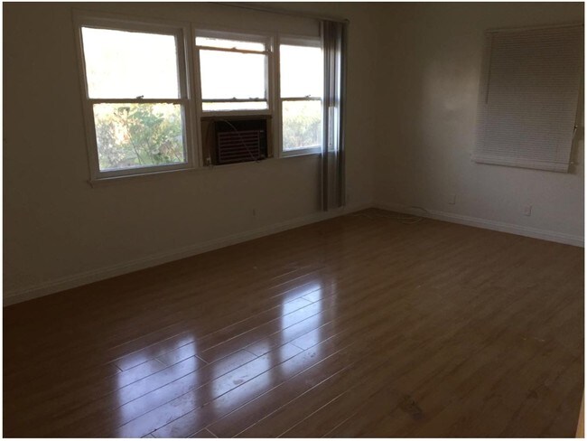 Foto del edificio - 515 N Nicholson Ave