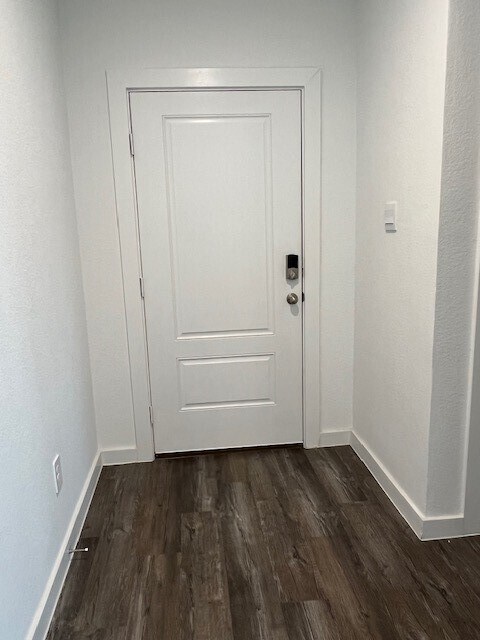 Foto del edificio - 1143 Sommerville Dr