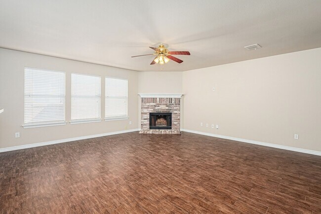 Building Photo - 2503 Buckskin Dr
