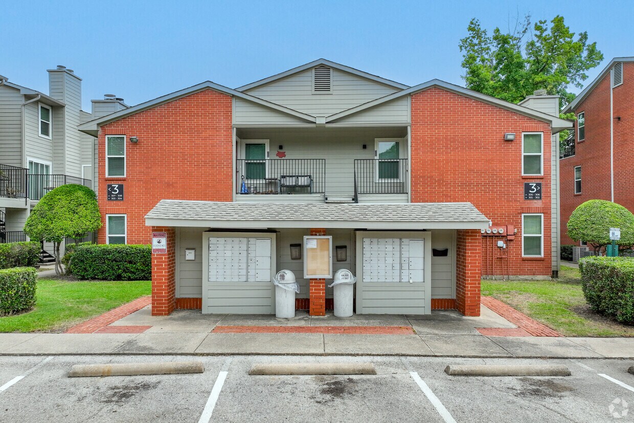Building Photo - Skillman Bend Condominiums
