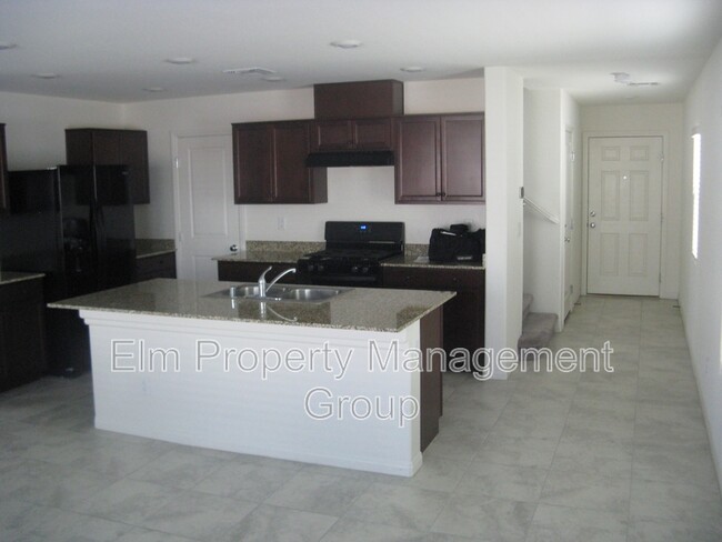 Foto del edificio - 7644 Mojave Wind Ave