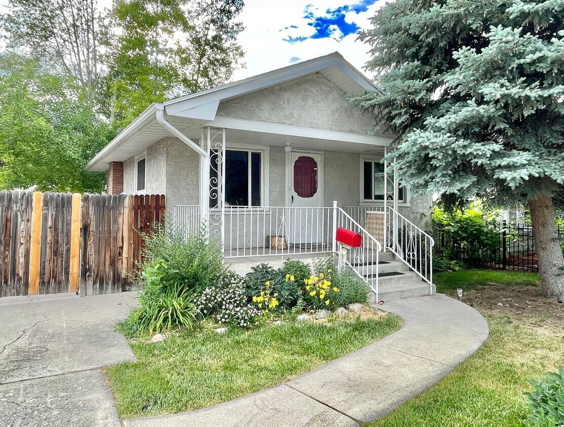 Foto principal - Darling Updated Cottage Near Liberty Park!