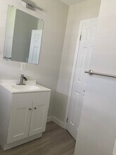 Bathroom - Oaks at Florence