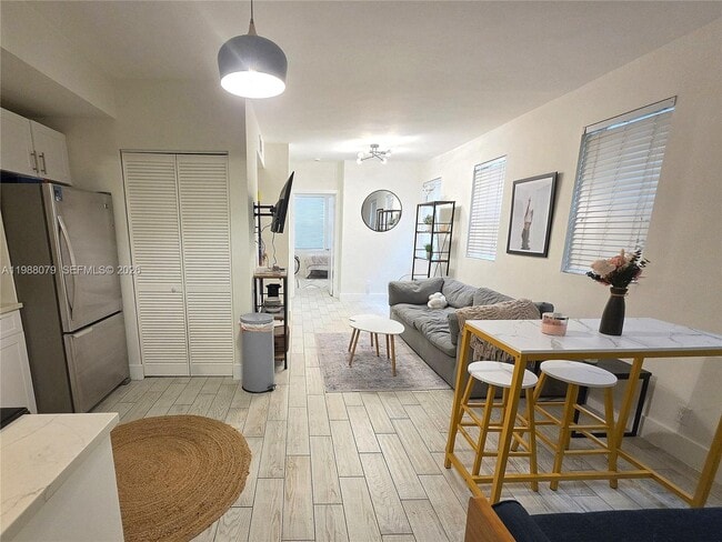 Building Photo - 1008 Jefferson Ave