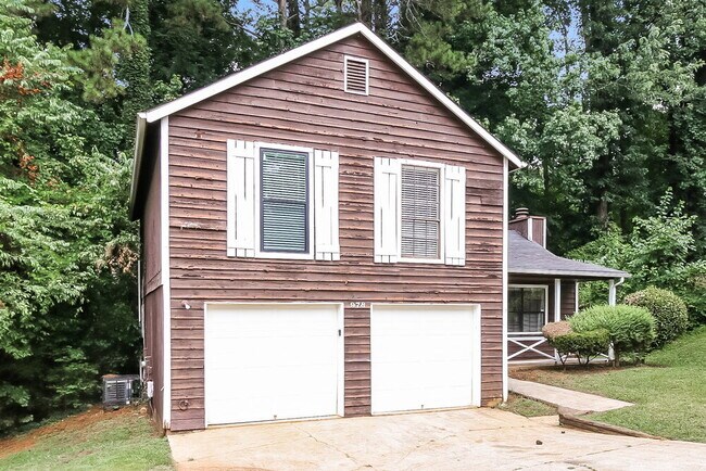 Building Photo - 978 Mainstreet Lake Dr