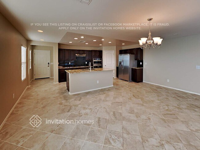 Building Photo - 40852 W Patricia Ln