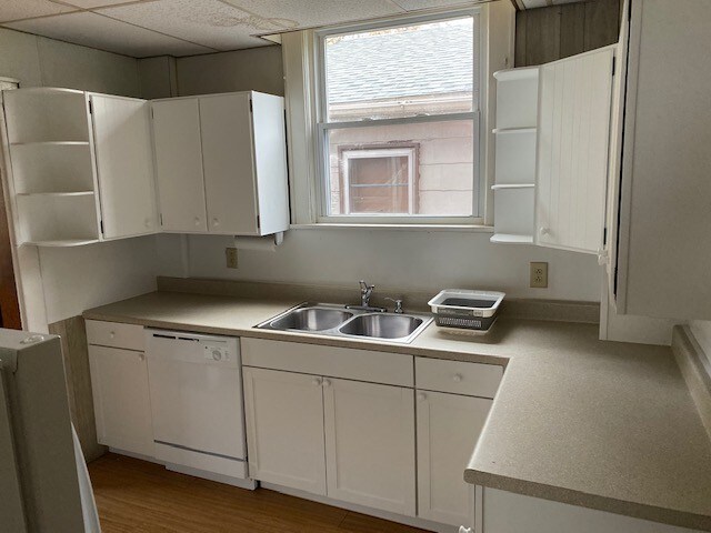 Kitchen - 1220 Washington St