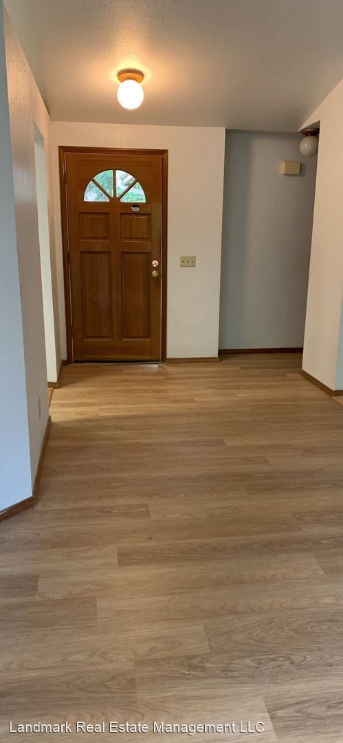 Foto del edificio - 3 br, 2 bath House - 1430 Welling Road