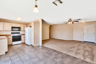 Building Photo - 8813 W Loma Ln Building Photo - 8813 W Loma Ln