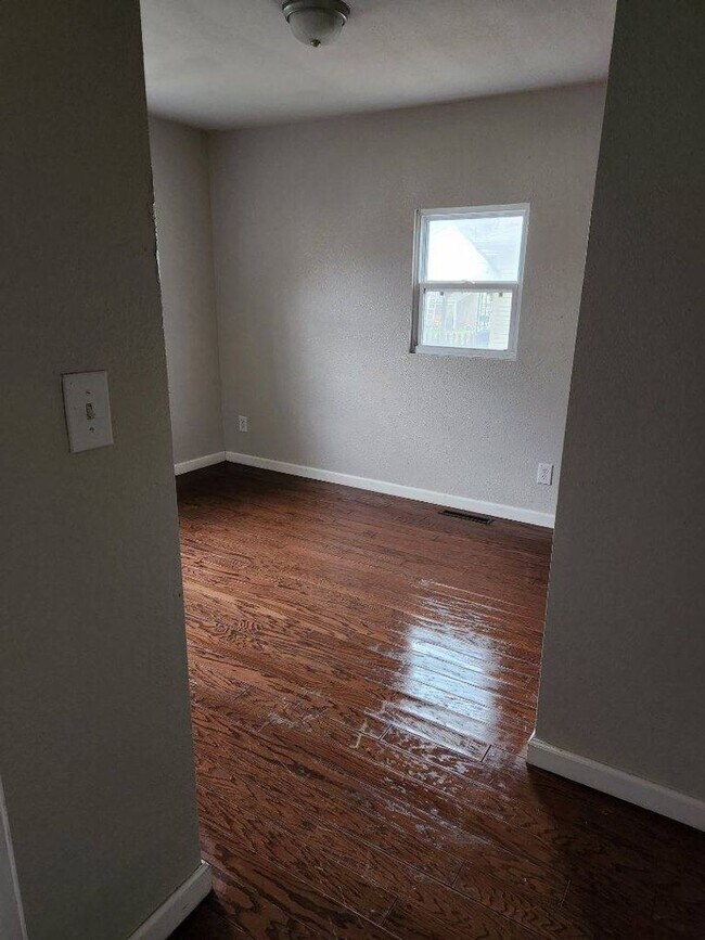 Foto del edificio - AVAILABLE NOW!! Cozy 2-Bedroom Home with Big Yard – Pet Friendly