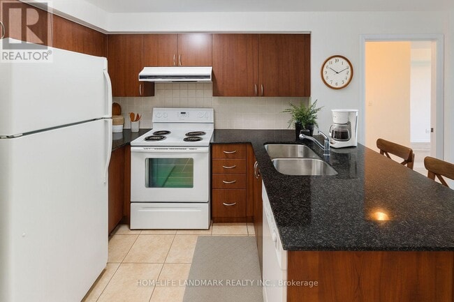 Photo du bâtiment - 55 S Town Centre Blvd