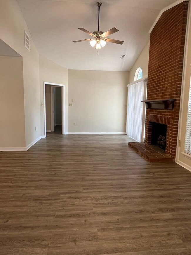 Foto del edificio - Wonderful 3 Bedroom Ranch in Huntersville