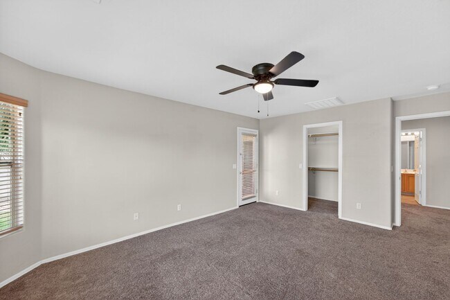 Foto del edificio - Spacious Gilbert Corner Lot Rental with 4 Bedrooms, Vaulted Ceilings & Private Backyard Retreat