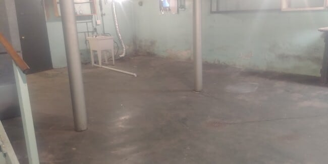 Building Photo - 727 Michigan Ave