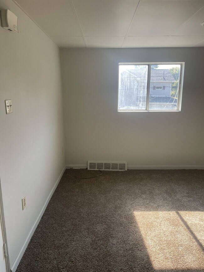 Foto del edificio - Charming 1-Bedroom in Dravosburg