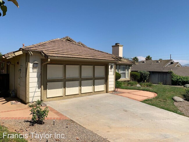 Building Photo - 3 br, 2 bath House - 1344 Greenway Rise