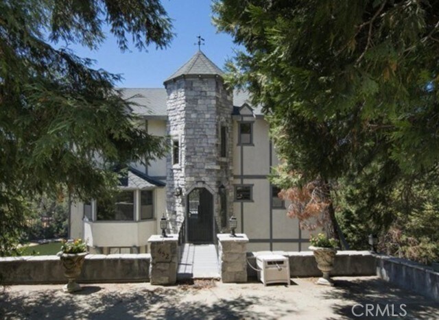 Foto del edificio - 652 Arbula Dr