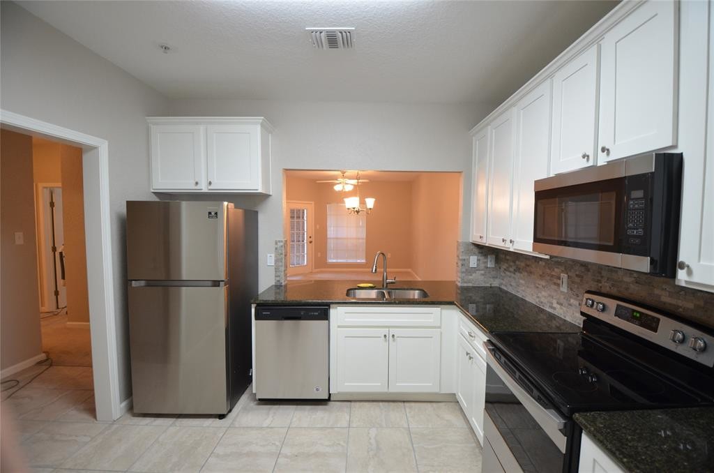 2803 Kings Crossing Dr Unit 107, Humble, TX 77345 Condo for Rent in