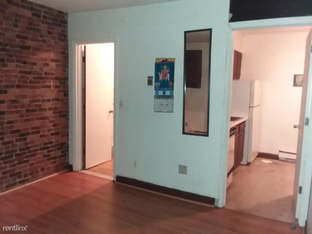 Building Photo - 132 Bunker Hill St
