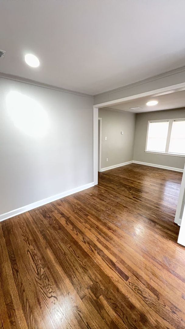 Building Photo - Charming 3BR Home with Large Backyard – Section 8 Welcome