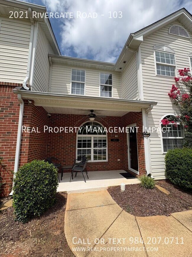 Building Photo - 2021 Rivergate Rd