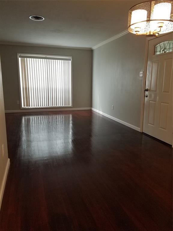 Building Photo - 5643 Heron Dr