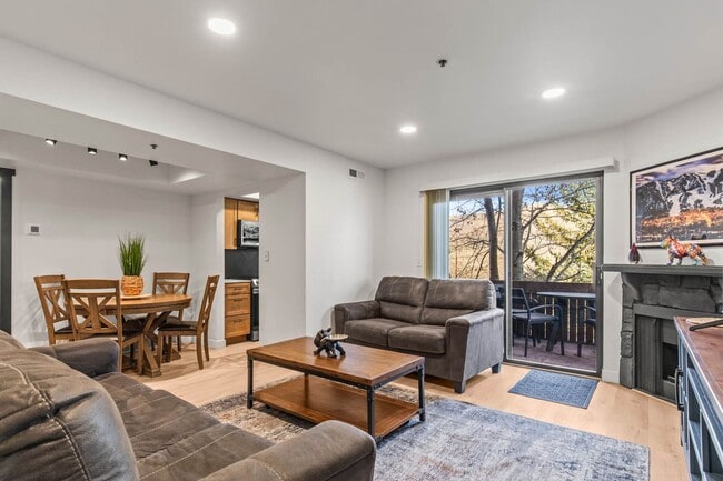 Building Photo - 2 BD & 2 BA | FURNISHED | TV and Internet Included | Pet Considered- Fees apply