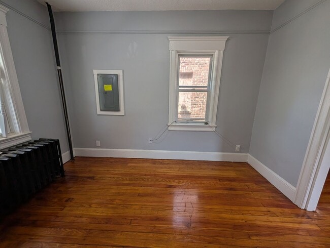 Building Photo - 1409 Mattison Ave