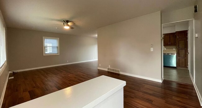 Foto del edificio - 3 Bedroom in Maple Village