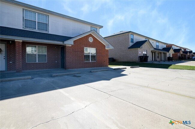 Foto del edificio - 1500 Bacon Ranch Rd