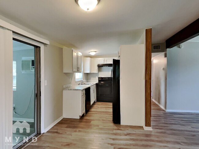 Building Photo - 10520 Monaco Dr