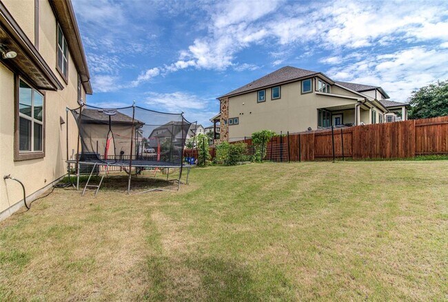 Building Photo - 15621 Cabrillo Way